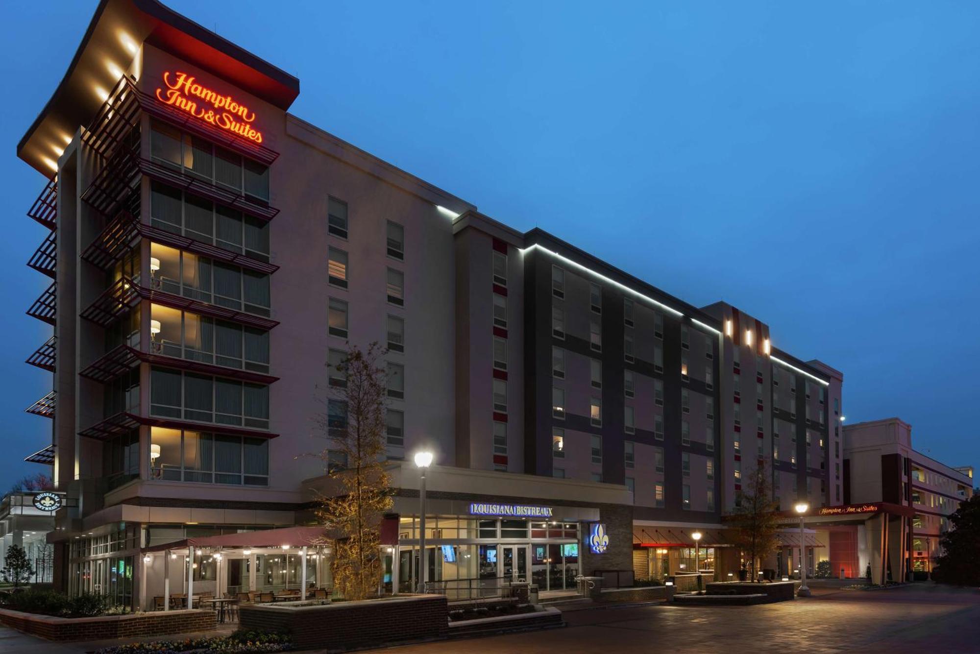 Hampton Inn & Suites Atlanta Buckhead Place Екстериор снимка