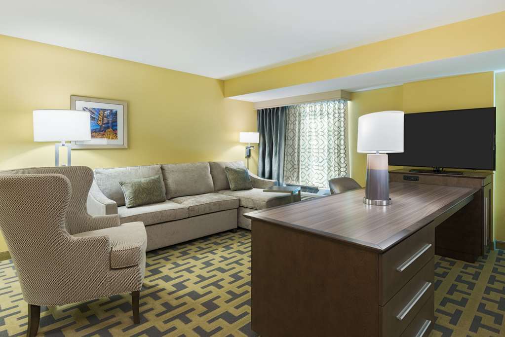 Hampton Inn & Suites Atlanta Buckhead Place Стая снимка